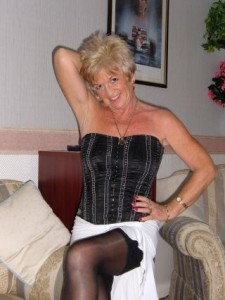 Live Granny xxx sex chat 